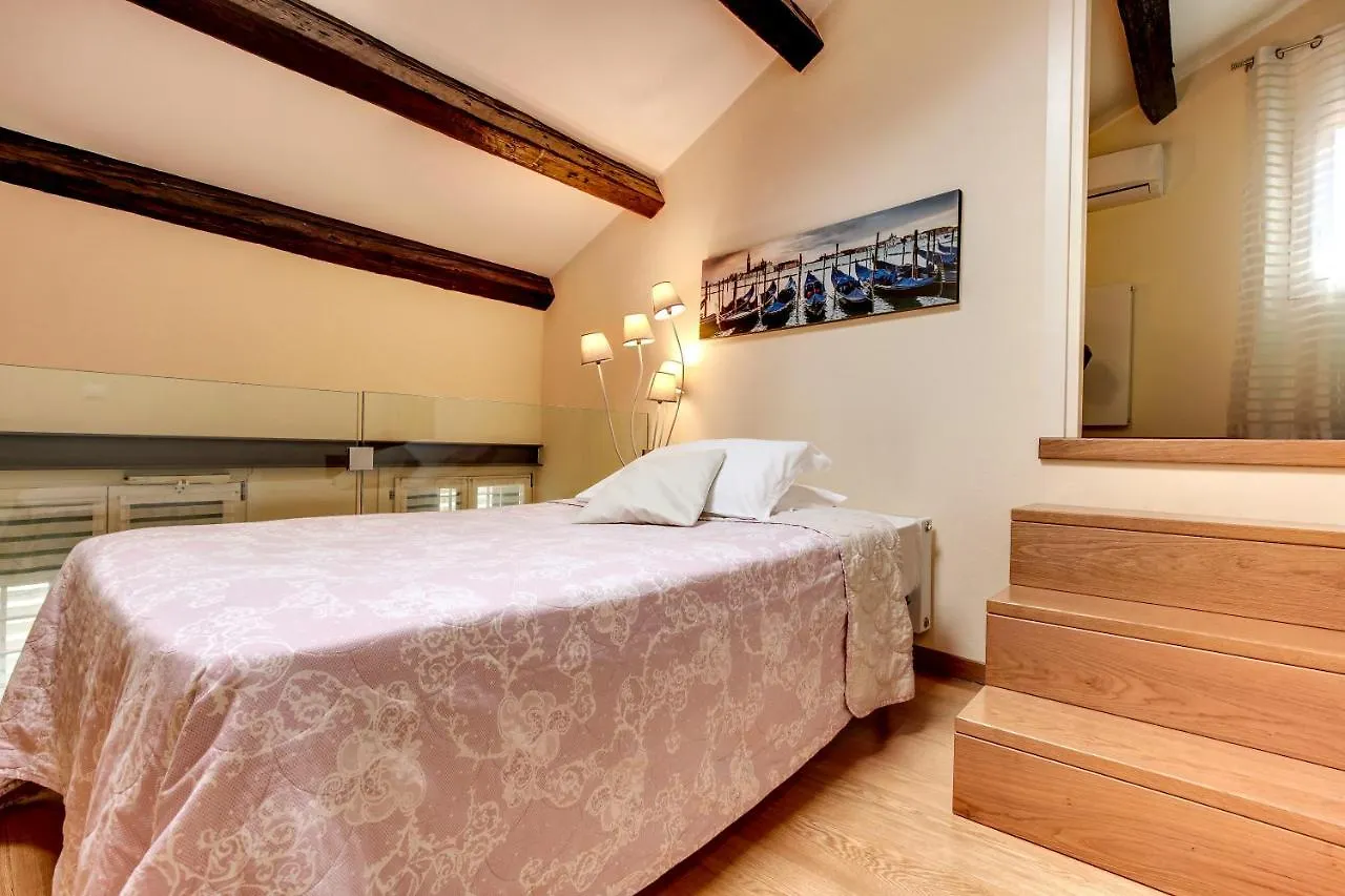 Apartamento Arsenale Loft - Biennale Venecia